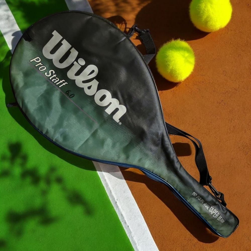 Wilson 6.0 Pro Staff 110 Dual Tapered Beam L1 4 1/8 Grip Tennis Racket & Case